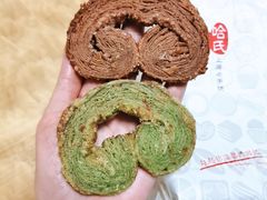 抹茶蝴蝶酥-上海哈尔滨食品厂(淮海中路店)