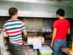 -劳动公园新疆人烤腰子