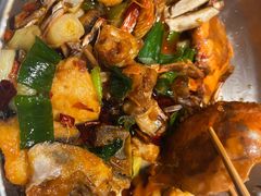 -七欣天香辣蟹火锅(闵行浦江欢乐颂店)