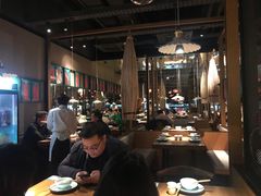 大堂-九锅一堂酸菜鱼(新南凯德直营店)