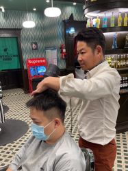 -海文先生国潮烫染男士理发馆