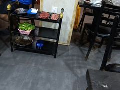 -牛一煲美食(江高店)