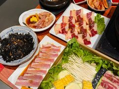 -山之屋炭火烧肉·生啤畅饮(大朗万科中央公园店)