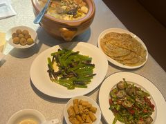 -郑庄脂渣海鲜楼(九水路店)