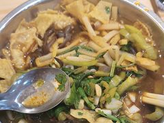 -柳州肥姨妈大骨螺蛳粉(东靖路店)