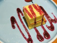 -米德维奇俄式西餐厅(西六道街店)