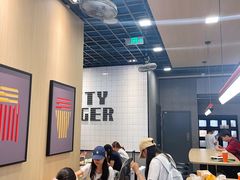 -麦当劳(宁波火车高铁站店)