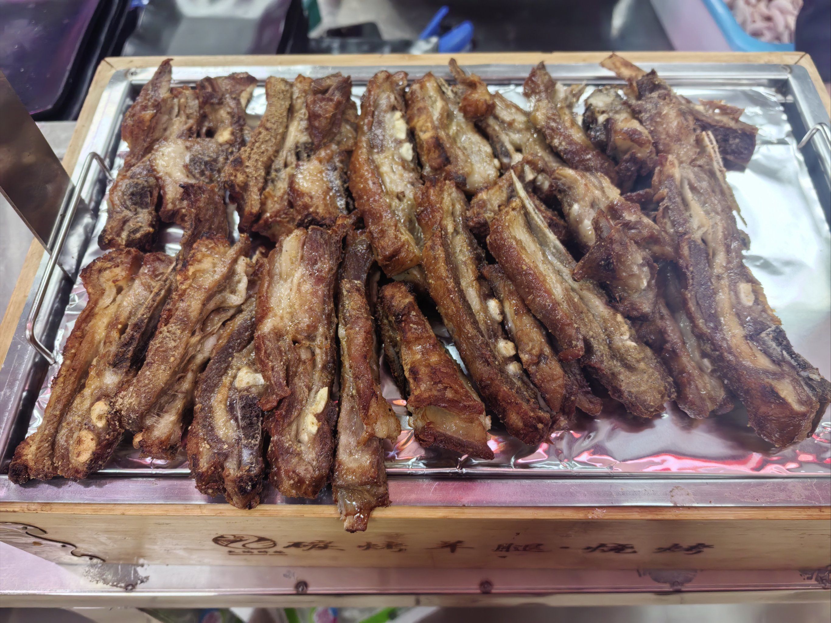 撰写碳烤羊排大众点评笔记,可从店铺环境