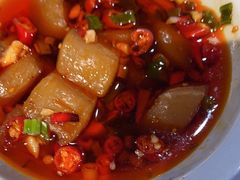 -老牌坊云南鱼豆花火锅(哈西万达店)