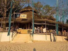-Hai Bar And Grill
