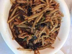 -金蝉食府(维吉奥广场店)