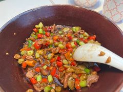 -阿瓦山寨·湘菜现炒·剁椒鱼头王(咸阳总店)