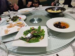 -王朝大酒店徐汇店-地面停车场