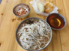 -正宗杨记普洱酸醋米线(总店)