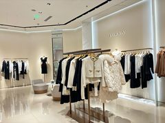-王府井奥莱临潼小镇(临潼店)