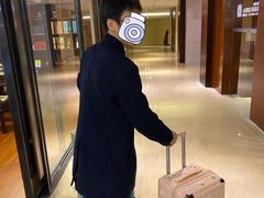 -三亚湾海居铂尔曼度假酒店