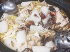 -菌之家·专业纯野生菌火锅·特色炒菌