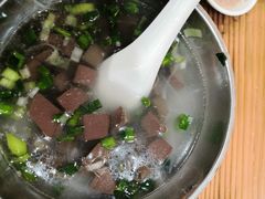 鸭血粉丝汤-颐缘居·南翔小笼馆
