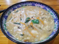 特色豆腐年糕汤-嵊州小吃(杭州东站店)
