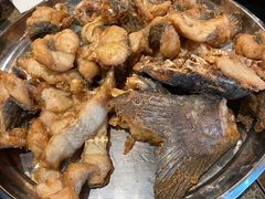 -肖肖酸萝卜鱼火锅(总店)