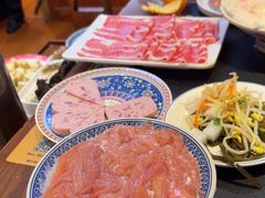 -沸炉重庆老火锅(军事博物馆店)