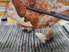 -欢乐牧人蒙古炭烤羊腿(四平路店)