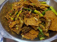 -嘎嘎鸭下巴·爆辣干锅(明教寺店)