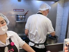 -小杨生煎(黄河路美食休闲街店)