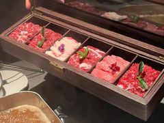 -左庭右院鲜牛肉火锅黑金店(陆家嘴中心店)