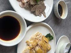 -侬佳蒸菜馆(听潮店)