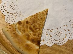 馕坑芝麻馕-巴扎美食·新疆菜·西域歌舞表演餐厅(新疆大厦店)
