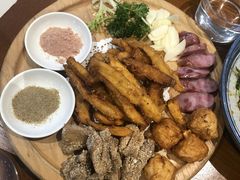 台湾传統小食拼盘-芒果爆爆(东海缤纷店)