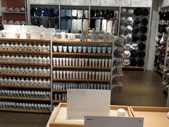 -名创优品(广东省广州琶洲保利广场店)