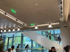 -M Stand(北京平安幸福中心店)