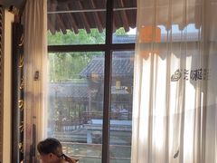 -绍兴老味道·非遗门店(银泰城店)