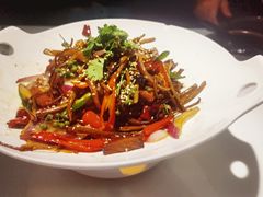 干锅腊肉茶树菇-撒椒·四川江湖菜(西单大悦城店)