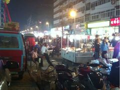 -新五爱道夜市