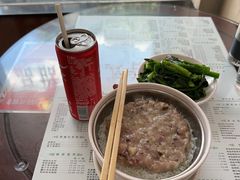 鱿鱼肉饼饭-仁信双皮奶(东川路店)