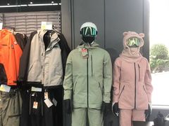 -迪卡侬(越秀公园店)