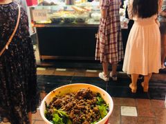 -八一路好吃街(雨田商务大厦店)