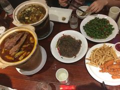 -虹泥小厨(南国花园总店)