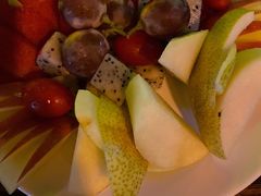 -拾光音乐餐酒吧(告庄星光夜市店)