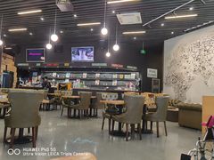 -汽车博物馆主题餐厅