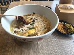 野山菌土鸡米线-云味馆·云南菜·云南米线(景田店)