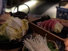 -湊湊火锅·茶憩(杭州湖滨银泰in77店)