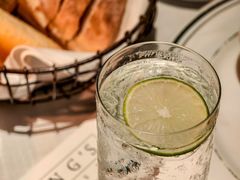 -Wolfgang’s Steakhouse 沃夫冈牛排馆(上海白玉兰广场店)