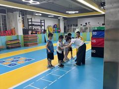 -逗你运动体能训练中心(冠城店)