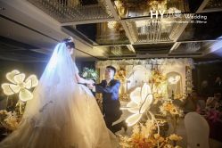 -HY小曼wedding·TOPYOUNG团队