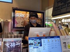 -霸王茶姬(上海静安大悦城店)