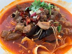 麻辣牛腩-张记焖窑·十五年专注焖烤(雍和宫店)